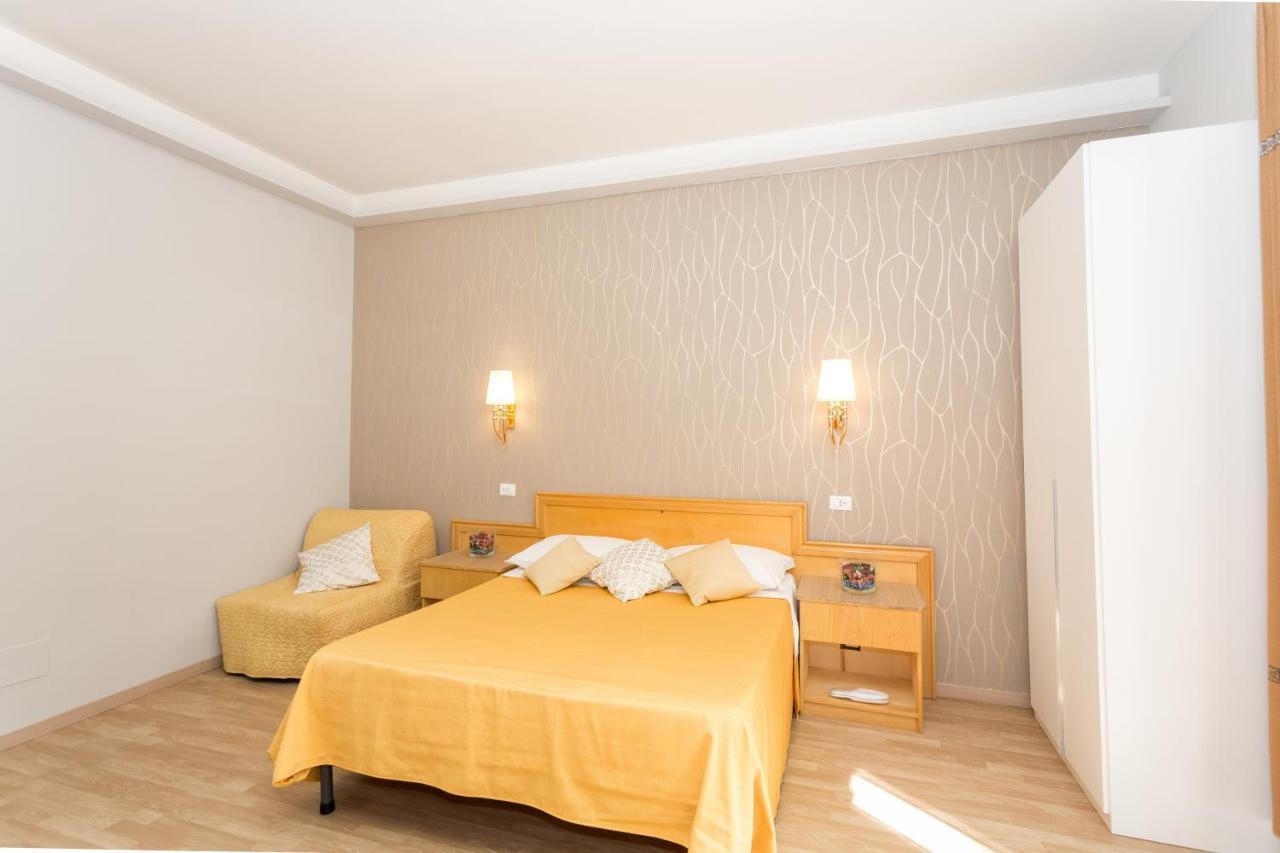 San Pietro Qq Rooms Rom Exterior foto